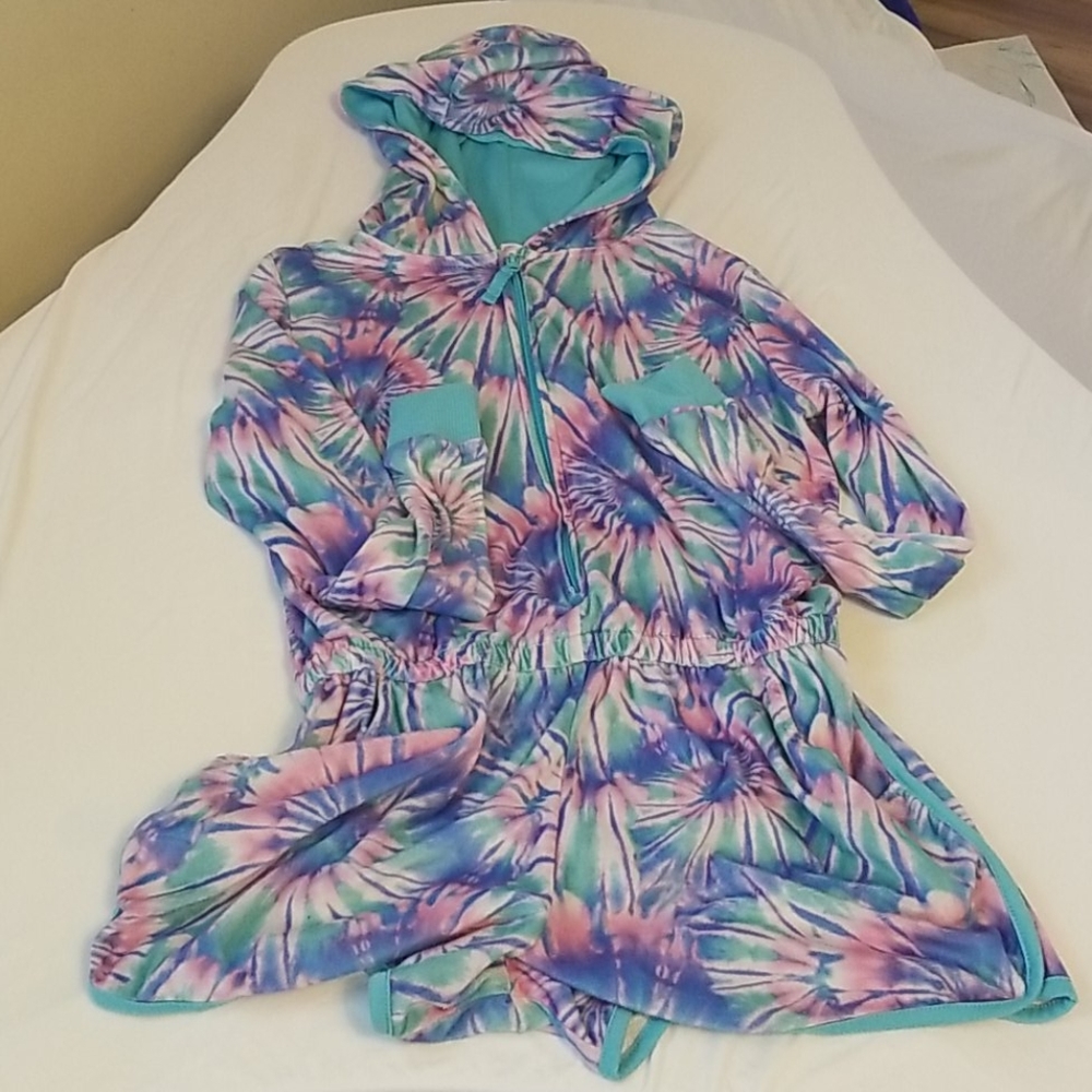 Youth Pajamas. Tie Dye. Size XL 14/16